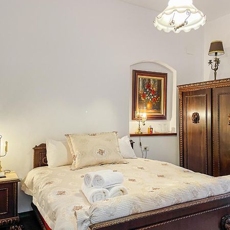 Runca-N Rai Hotel Cristian  Exterior photo